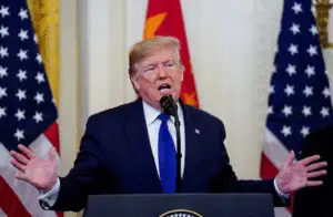 US warns China on Russian oil tariffs 1 US warns China on Russian oil tariffs 1